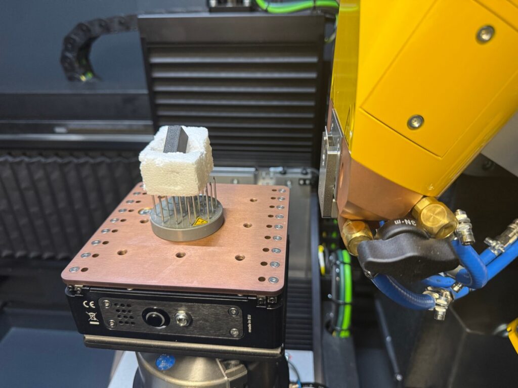 Industrial CT scanner